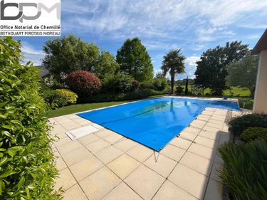 Maison a vendre Cholet 49300 Maine-et-Loire 180 m2 9 pièces 496000 euros