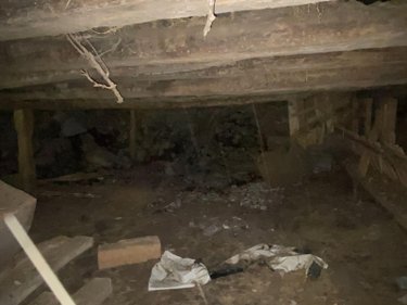 Maison a vendre Le Falgoux 15380 Cantal 200 m2  84800 euros