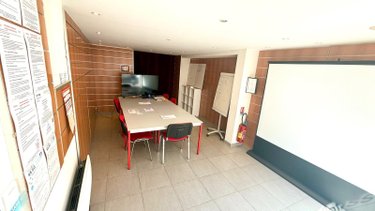 Fonds et murs commerciaux a vendre Hazebrouck 59190 Nord 84 m2  157500 euros