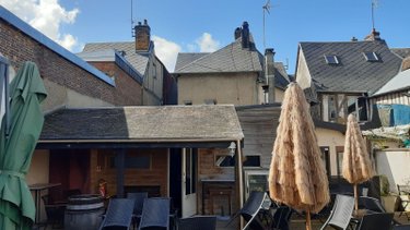Fonds et murs commerciaux a vendre Conches-en-Ouche 27190 Eure 265 m2  390000 euros