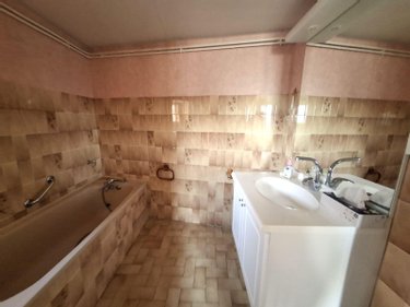 Maison a vendre Auzat-la-Combelle 63570 Puy-de-Dôme 70 m2 6 pièces 61000 euros