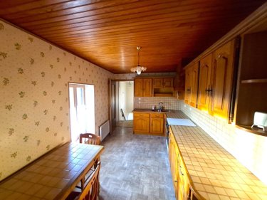 Maison a vendre Auzat-la-Combelle 63570 Puy-de-Dôme 70 m2 6 pièces 61000 euros