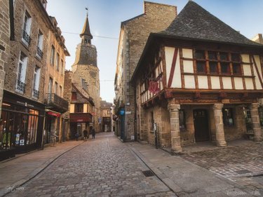 Fonds et murs commerciaux a vendre Dinan 22100 Côtes-d'Armor 70 m2  208400 euros