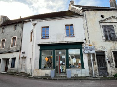 Immeuble a vendre Mussy-sur-Seine 10250 Aube 178 m2  64940 euros