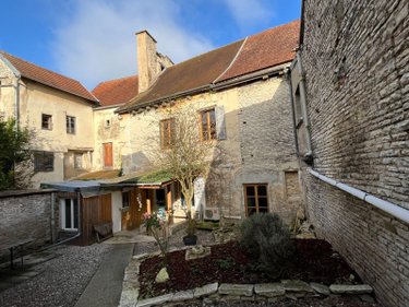 Immeuble a vendre Mussy-sur-Seine 10250 Aube 178 m2  64940 euros