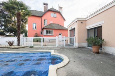 Maison a vendre Mâcon 71000 Saône-et-Loire 234 m2 10 pièces 696800 euros