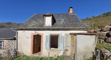 Maison a vendre Saint-Vincent-de-Salers 15380 Cantal  63600 euros
