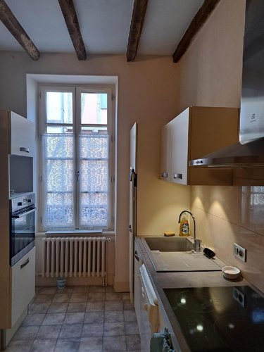 Immeuble a vendre Sauveterre-de-Rouergue 12800 Aveyron 233 m2  190000 euros