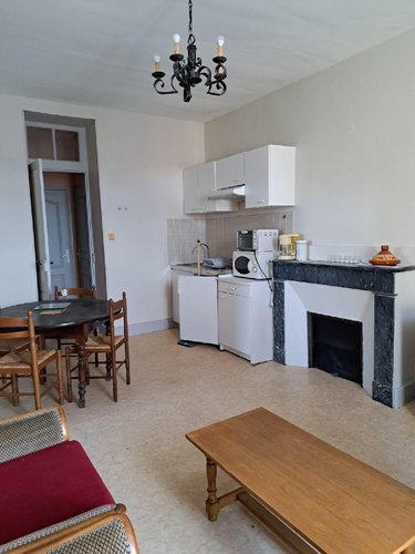 Immeuble a vendre Sauveterre-de-Rouergue 12800 Aveyron 233 m2  190000 euros