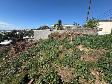 Terrain a batir a vendre Sainte-Clotilde 97490 Réunion 1530 m2  525000 euros