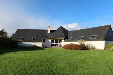 Maison a vendre Lampaul-Guimiliau 29400 Finistère 195 m2 6 pièces 447200 euros