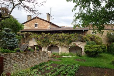 Maison a vendre La Roche-Vineuse 71960 Saône-et-Loire 200 m2 5 pièces 308000 euros