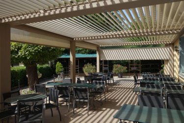 Fonds et murs commerciaux a vendre Mâcon 71000 Saône-et-Loire 838 m2  550000 euros