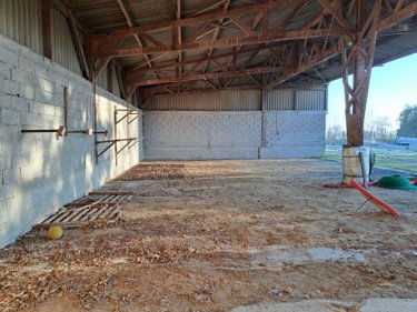 Location fonds et murs commerciaux Condé-sur-Seulles 14400 Calvados 320 m2  1500 euros