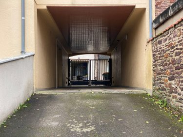 Garage et parking a vendre Rennes 35000 Ille-et-Vilaine 15 m2  20000 euros