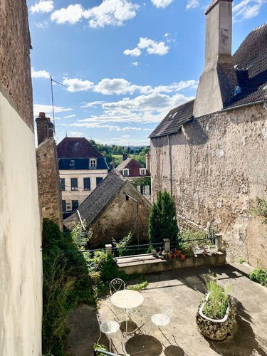 Immeuble a vendre Avallon 89200 Yonne 151 m2  149000 euros