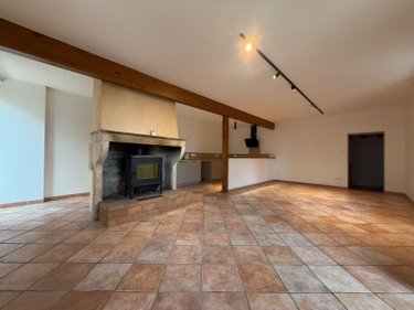 Location maison Crêches-sur-Saône 71680 Saône-et-Loire 141 m2 5 pièces 1500 euros