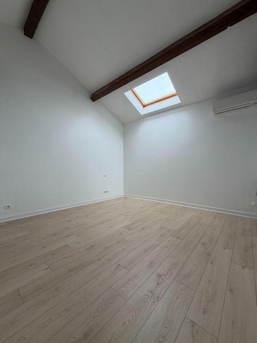 Location maison Crêches-sur-Saône 71680 Saône-et-Loire 141 m2 5 pièces 1500 euros