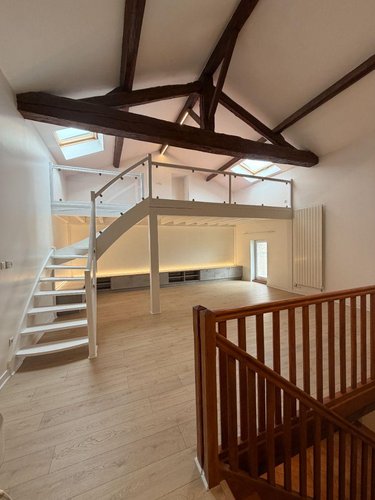 Location maison Crêches-sur-Saône 71680 Saône-et-Loire 141 m2 5 pièces 1500 euros