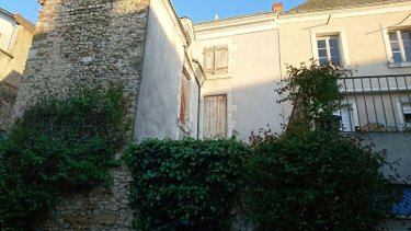 Immeuble a vendre Buzançais 36500 Indre 150 m2  181400 euros