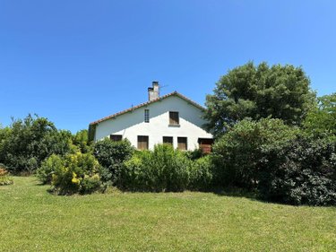Maison a vendre Lacapelle-Marival 46120 Lot 138 m2 8 pièces 239900 euros