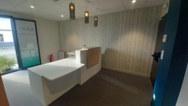 Location fonds et murs commerciaux Le Mans 72000 Sarthe 77 m2  1140 euros