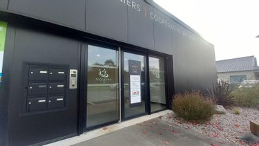 Location fonds et murs commerciaux Le Mans 72000 Sarthe 77 m2  1140 euros