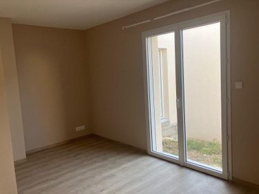 Location maison Saint-Senier-sous-Avranches 50300 Manche 73 m2 3 pièces 810 euros