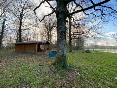 Terrains de loisirs bois etangs a vendre Heugnes 36180 Indre 69592 m2  96600 euros