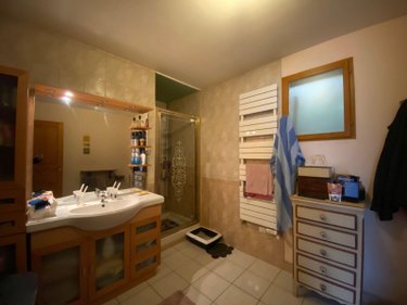 Fonds et murs commerciaux a vendre Salbris 41300 Loir-et-Cher 125 m2  341496 euros