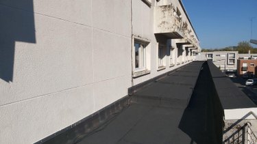 Fonds et murs commerciaux a vendre Maubeuge 59600 Nord  168000 euros