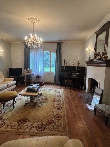 Maison a vendre Baugé-en-Anjou 49150 Maine-et-Loire 204 m2 8 pièces 297825 euros