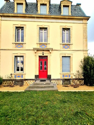Maison a vendre Apchat 63420 Puy-de-Dôme 194 m2 9 pièces 409500 euros