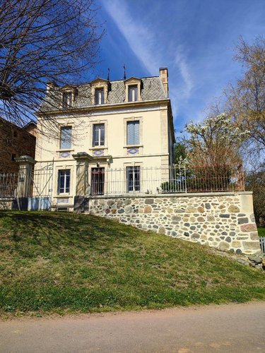 Maison a vendre Apchat 63420 Puy-de-Dôme 194 m2 9 pièces 409500 euros