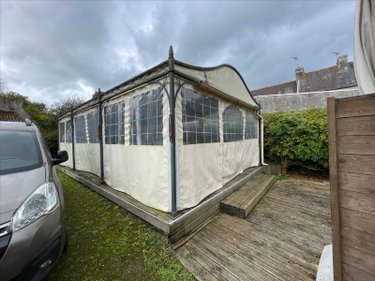 Fonds et murs commerciaux a vendre Lanmeur 29620 Finistère 300 m2  302700 euros