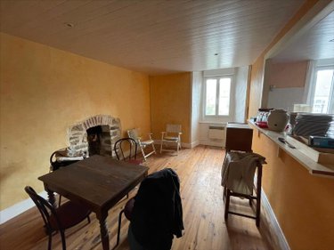 Fonds et murs commerciaux a vendre Lanmeur 29620 Finistère 300 m2  302700 euros