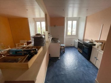 Fonds et murs commerciaux a vendre Lanmeur 29620 Finistère 300 m2  364500 euros