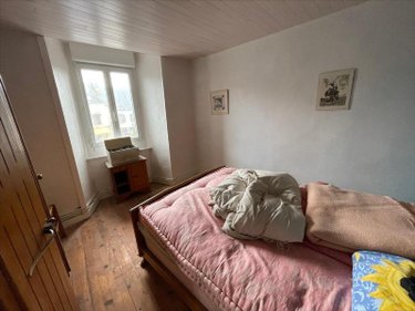 Fonds et murs commerciaux a vendre Lanmeur 29620 Finistère 300 m2  302700 euros