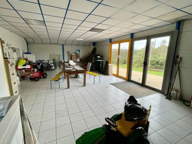 Fonds et murs commerciaux a vendre Ploumilliau 22300 Côtes-d'Armor 250 m2  199650 euros