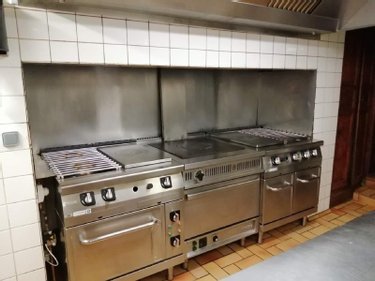 Fonds et murs commerciaux a vendre La Madelaine-sous-Montreuil 62170 Pas-de-Calais 200 m2  511800 euros