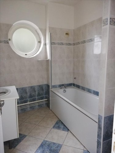 Location appartement Cassel 59670 Nord 73 m2 3 pièces 650 euros