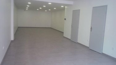 Location garage et parking Lille 59000 Nord 75 m2  900 euros