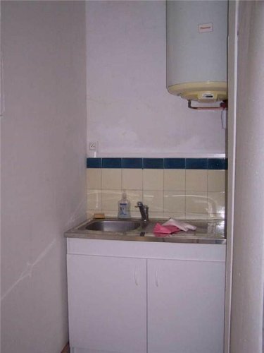 Location fonds et murs commerciaux Cassel 59670 Nord 68 m2  870 euros