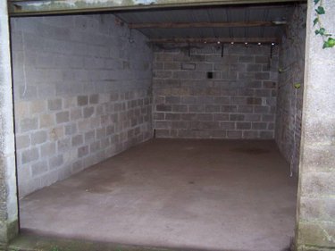Location garage et parking Cassel 59670 Nord 22 m2  65 euros