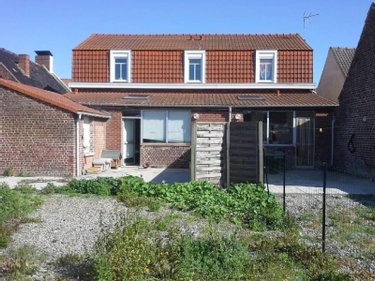 Immeuble a vendre Arnèke 59285 Nord 177 m2  250200 euros