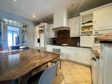 Immeuble a vendre Steenvoorde 59114 Nord 208 m2  409850 euros