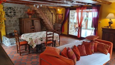 Maison a vendre Le Vernet-Chaméane 63580 Puy-de-Dôme 200 m2 10 pièces 221000 euros