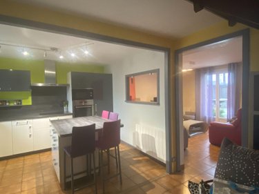 Maison a vendre Mauriac 15200 Cantal  180200 euros