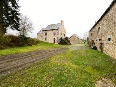 propriete a vendre Commer 53470 Mayenne 128 m2 5 pièces 355740 euros