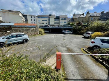Immeuble a vendre Lannion 22300 Côtes-d'Armor 1000 m2  1446000 euros